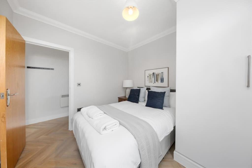 Pleasing 2Bed Flat 10Min To Wimbledon Tennis Court London Ngoại thất bức ảnh